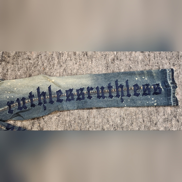 Ruthless Embroidered Stacked Skinny Flare Jeans - Vintage Blue - Picture 5 of 7